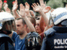 le-cariche-contro-gli-indignados-a-barcellona