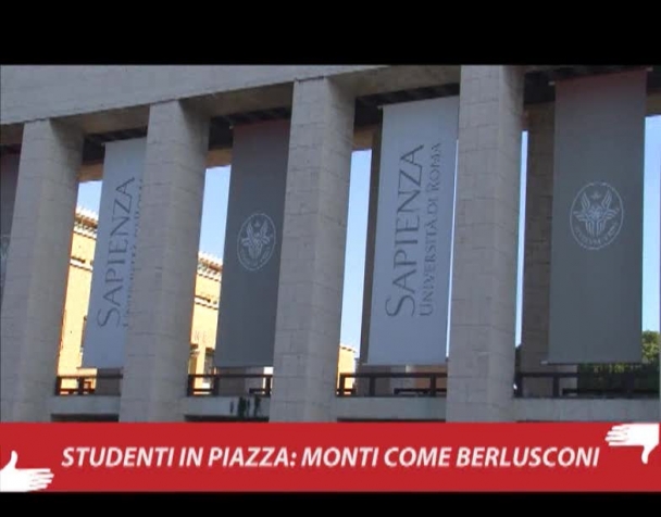 studenti-in-piazza-monti-come-berlusconi