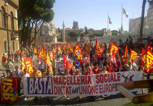 DOPO LE CONDANNE DI GENOVA AUMENTA LA REPRESSIONE