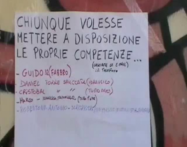 cortocircuito-in-fiamme-le-immagini-girate-allinterno-del-centro-sociale-distrutto