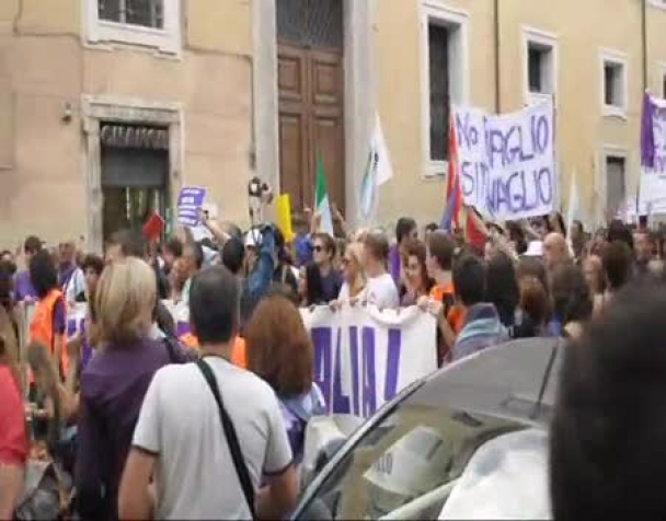 nobday2-il-corteo