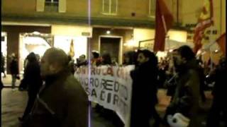 bologna-11-dicembre-2010-corteo-per-il-welfare-in-comune-rossocontroinfo