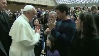 pope-francis-audience-with-blind-and-deaf-people-full-version-with-subtitles