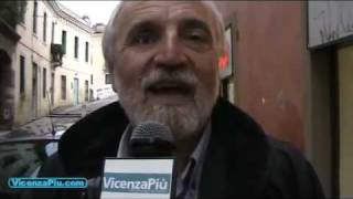vicenza-8-novembre-2011-sitin-in-prefettura-vicenza-piu